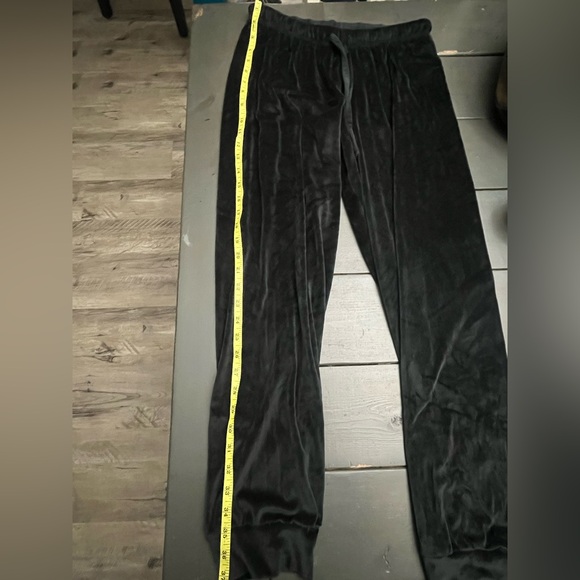 Juicy Couture Black Velour Leggings - Picture 5 of 5